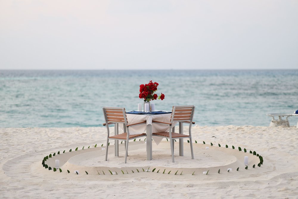 Maldives Sandbank Dining